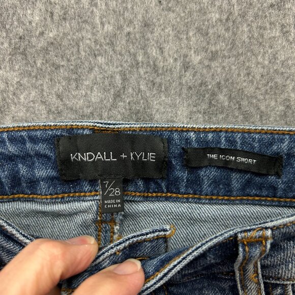 Kendall + Kylie The icon Cuffed Jean Shorts Women's Size 7 / 28 Distressed NWT - Picture 3 of 12